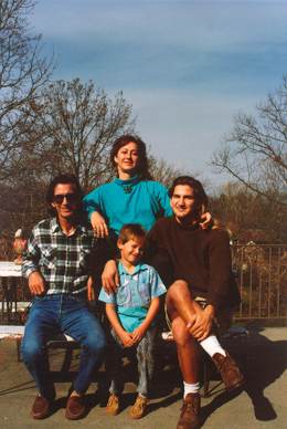 1987-xx-xx -Settled in Nashville-TN